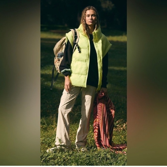 Like-new FP Movement In A Bubble Oversized Puffer Vest - Picture 3 of 10